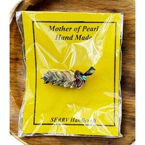 Vintage Mother of Pearl Handcrafted Leaf Pin Brooch Serrv Handicraft West Bank